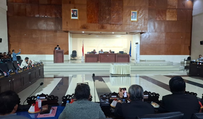 Paripurna DPRD Parigi Moutong Terkait Hasil Pembahasan KUA-PPAS Perubahan 2025