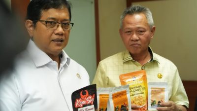 Bupati Sigi Bahas Pengembangan Kawasan Transmigrasi dengan Kementrans