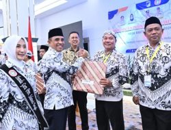 Gubernur Sulteng Ajak PGRI Akselerasi Pendidikan Mewujudkan Daerah Maju