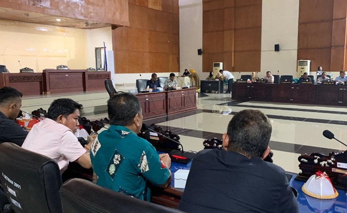 DPRD Parigi Moutong Mediasi Konflik Buruh dan Perusahaan Durian PT IMFT