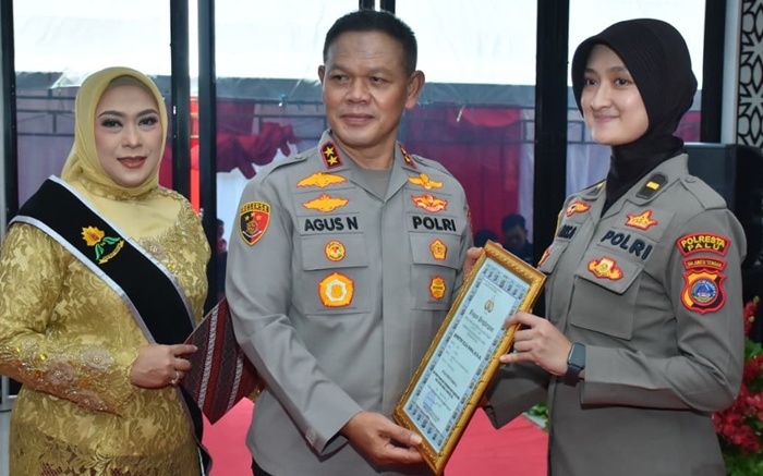 Prestasi Polwan Polda Sulteng Dapat Apresiasi di Hari Jadi ke-77