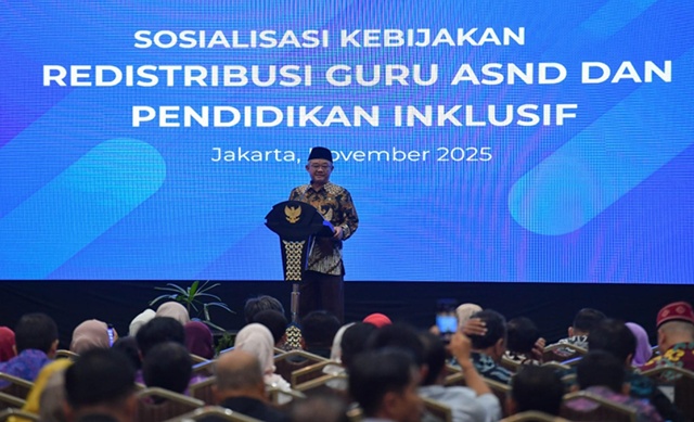 Mendikdasmen Minta Daerah Jujur Soal Data Sekolah Rusak dan Kelebihan Guru