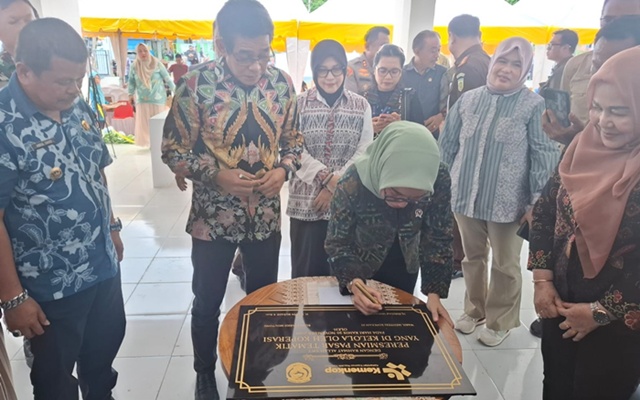Pasar Tematik Eks Sail Tomini Diresmikan, Wamen Koperasi Ingatkan Jangan Salah Fungsi