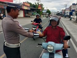 Humanis dan Persuasif, Begini Cara Polisi di Parigi Moutong Ingatkan Keselamatan Berkendara