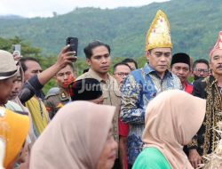 Bupati Parigi Moutong Janji Bangun Rumah Adat di Tomini