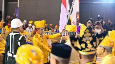 Anwar Hafid Sebut Masa Depan Sulteng Ditentukan Adat