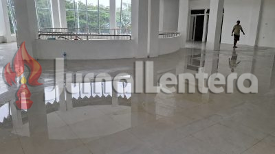 Lantai Satu dan Dua Gedung Layanan Perpustakaan di Parigi Moutong Digenangi Air