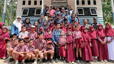 Kunjungi Desa Terpencil, Bupati Parigi Moutong Instruksikan Perbaikan Sekolah dan Infrastruktur