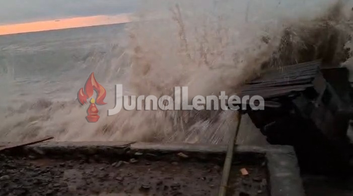 Empat Desa di Pesisir Parigi Moutong Diterjang Abrasi, Puluhan KK dan Dua Rumah Rusak
