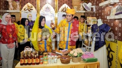 Motif Bomba Saga Curi Perhatian di MTQ Sulteng, Dekranasda Parigi Moutong Bidik Pasar Nasional