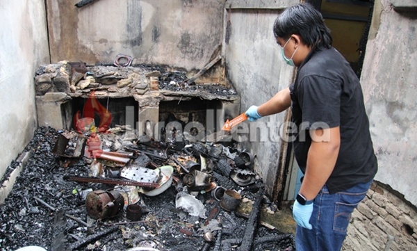 Begini Kronologi Rumah Warga di Banggai yang Ludes Dilalap Api