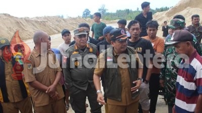 Pemkab Parigi Moutong Bakal Percepat Normalisasi Jalan dan Sungai Pascabanjir di Desa Air Panas