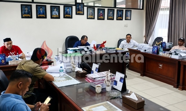Kepala Desa Air Panas Curhat ke DPRD Parigi Moutong soal Dampak Tambang Kayuboko